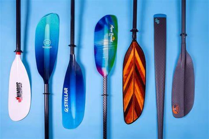 10 Best Kayak Paddles (2023 Reviews And Guide)