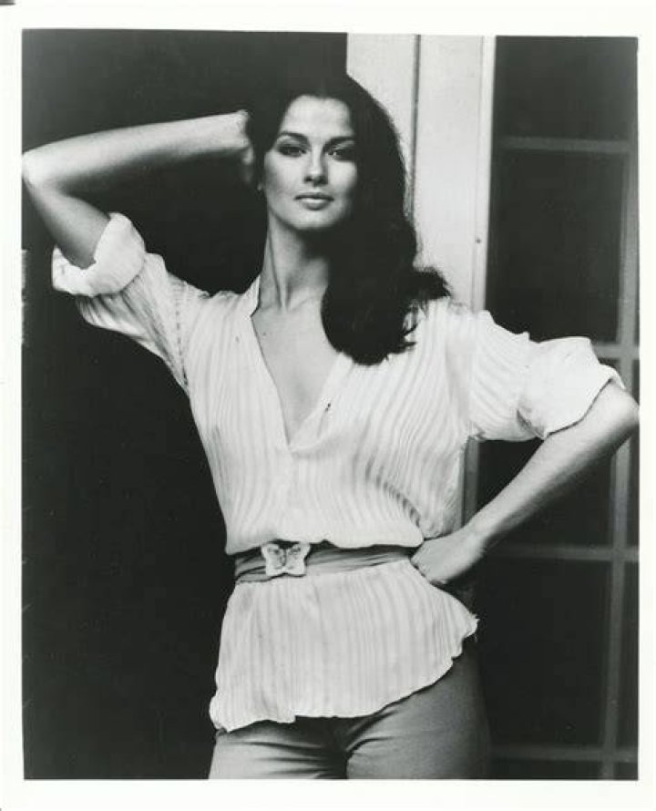 76 best Veronica Hamel Model/Actress images on Pinterest Veronica