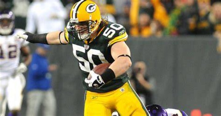 A.J. Hawk To Retire