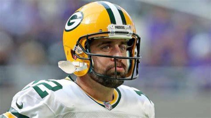 Aaron Rodgers To Have Surgery