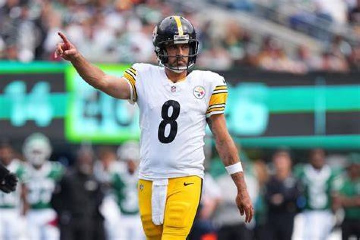Aaron Rodgers' Rumored Girlfriend Shares New Swimsuit Photo