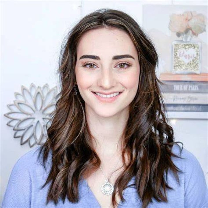 Abigail Shapiro Bio, Wiki, Age, Husband Jacob Roth, Classically Abby