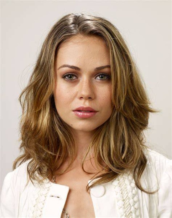 Actresses Alexis Dziena