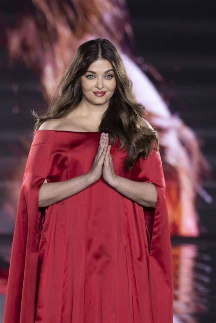Aishwarya Rai ♥ L'Oréal Paris Commercial 2016 YouTube