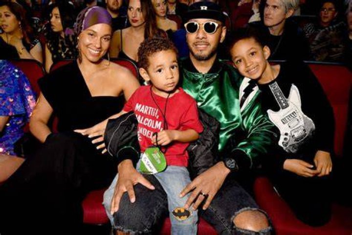 Alicia keys family members deltaadvance