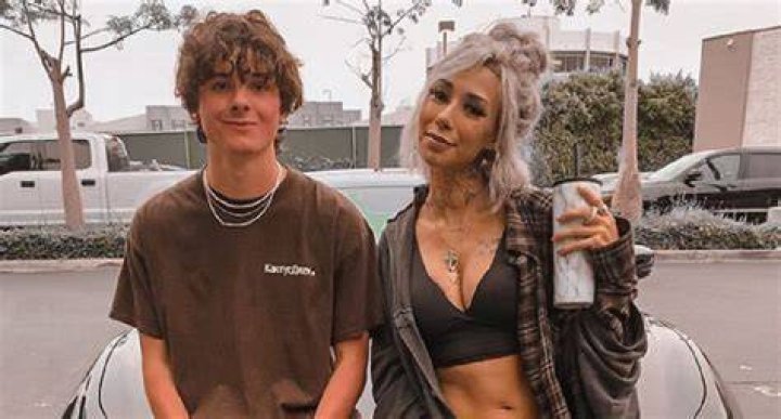Ally Lotti NEW Boyfriend?? 🤔 Flexing Juice's Watches.. YouTube