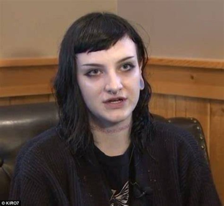 Autumn Veatch talks life since plane crash two years ago Daily Mail