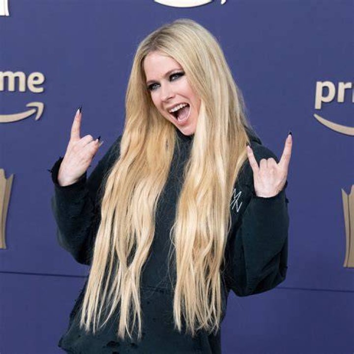 Avril Lavigne now the 'most dangerous celebrity' online Neowin