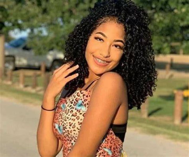 Aya Tanjali Wiki, Biography, Age, Height, Parents, Boyfriend, Net Worth