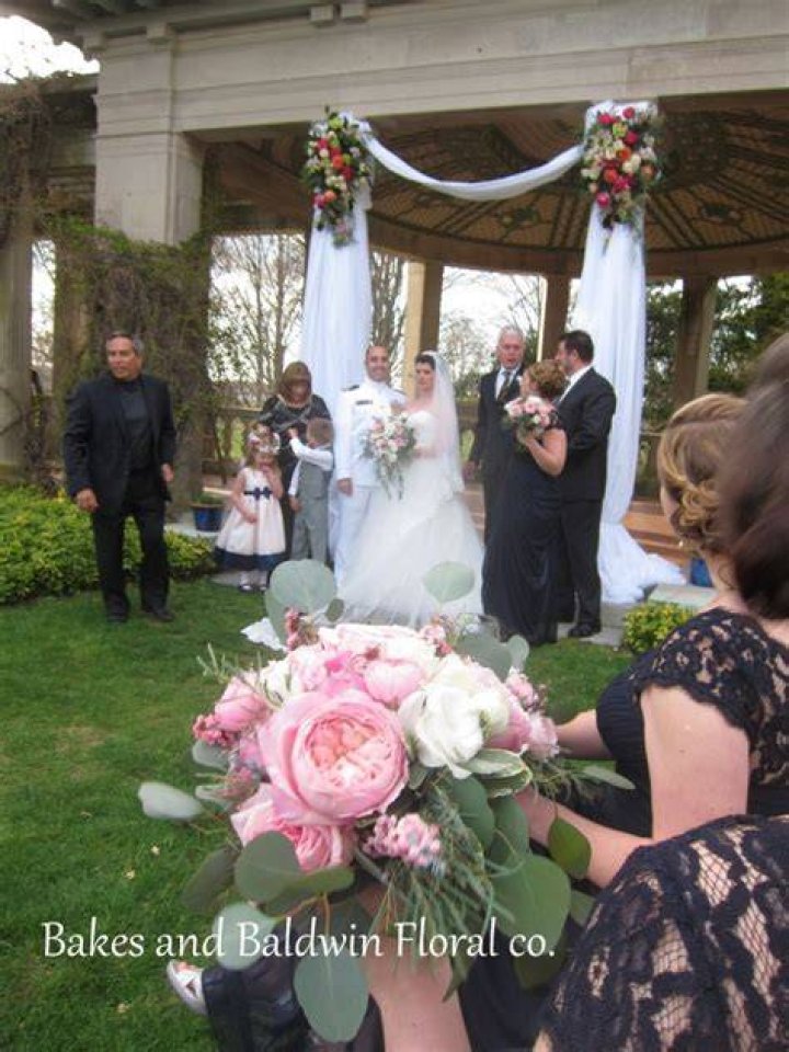 Bakes and Baldwin Floral Co. Ct.Wedding Florist Madison Beach Hotel