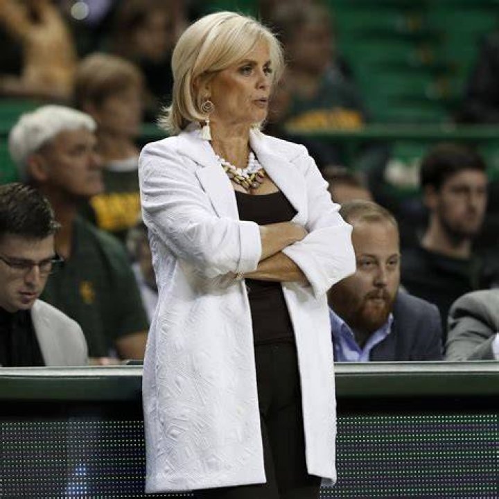 Baylor Lady Bears Coach Kim Mulkey tests positive for COVID19 CW33