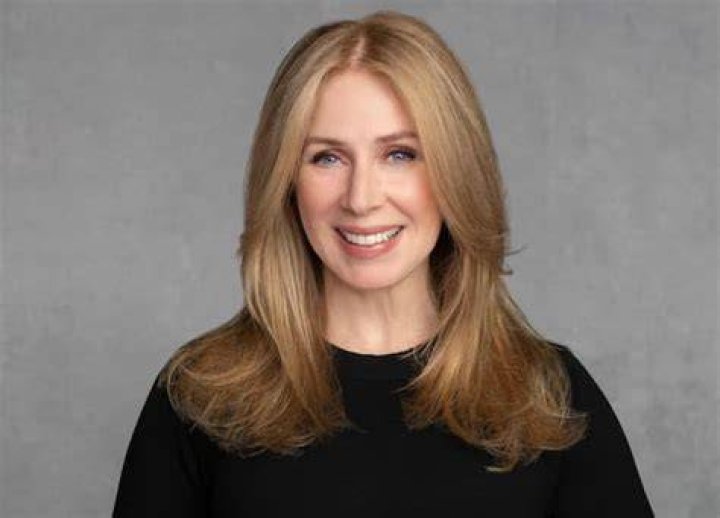 Becky Quick Bio, Age, Family, Husband, Height, Salary, Net Worth, CNBC