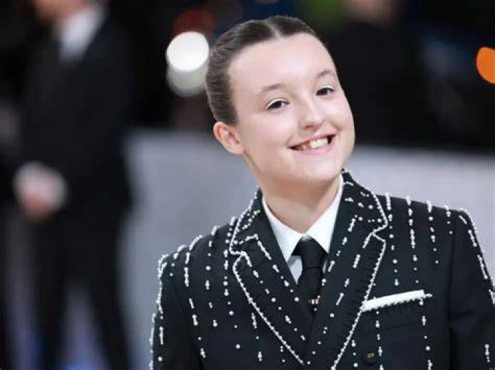 Bella Ramsey Bio, Net Worth, Age, Family, Boyfriend, TV Shows, Awards