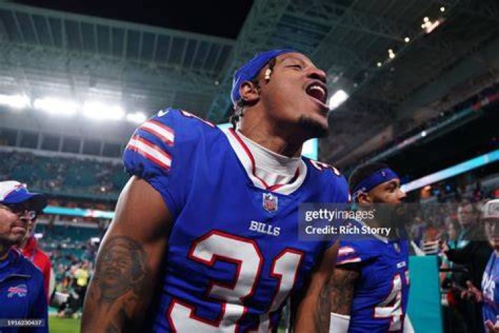 Bills Mafia reacts to Rasul Douglas landing on injury report for