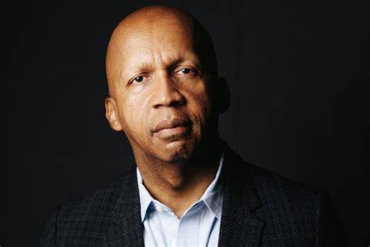 Bryan Stevenson's Instagram, Twitter & Facebook on IDCrawl