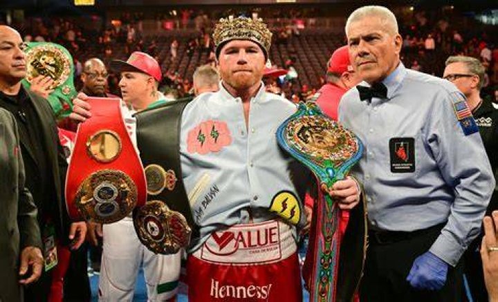 Canelo Alvarez Severs Ties with Golden Boy Promotions, DAZN