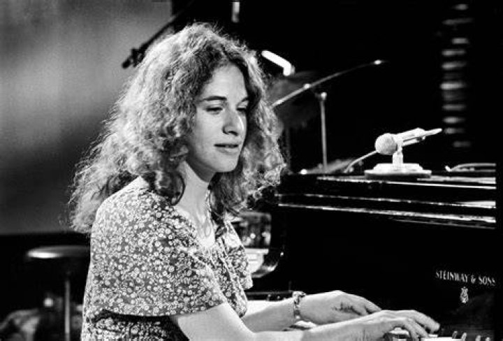 Carole King&rsquo;s 4 ExHusbands All About the Singer's Marriage History