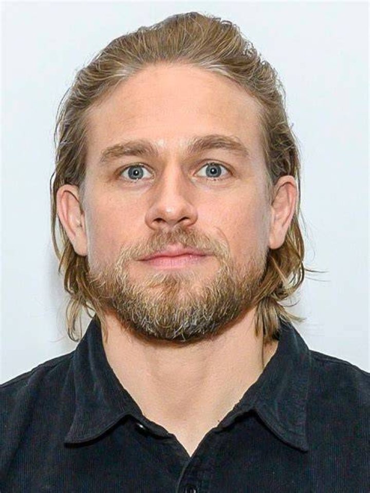 Charlie Hunnam Picture 21 2012 Critics' Choice TV Awards Arrivals