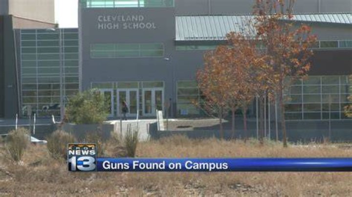 Cleveland High School Shooting A Student Was Shot Outside Cleveland HS