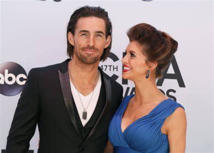 Country Singer Jake Owen Divorcing Wife Lacey Buchanan