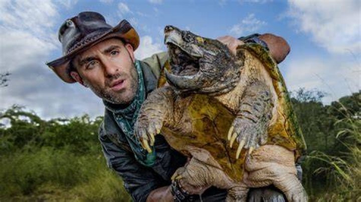 Coyote Peterson's Instagram, Twitter & Facebook on IDCrawl