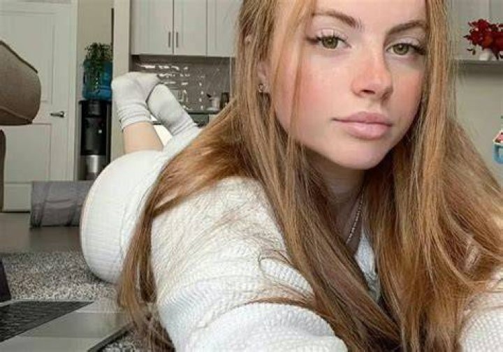 cristinacarmella leaked nude photo 0001