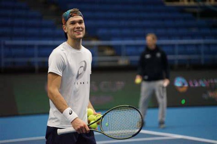 Davis Cup videohaastattelu Otto Virtanen "Todella hyv&auml;t tunnelmat