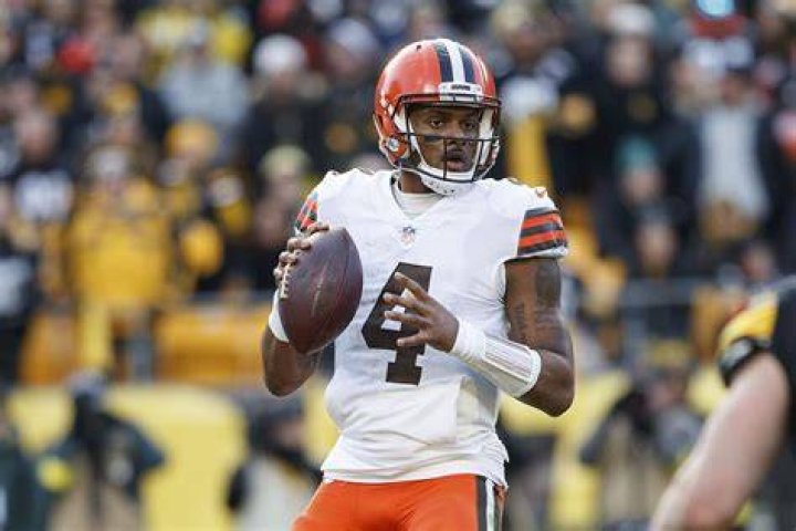 Deshaun Watson makes rare public appearance at girlfriend Jilly Anais