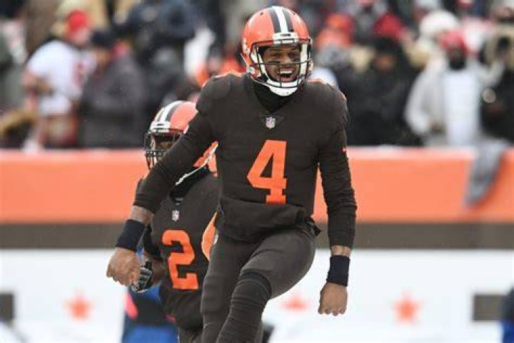 Deshaun Watson's Girlfriend Jilly Anais is a Model Turned Influencer