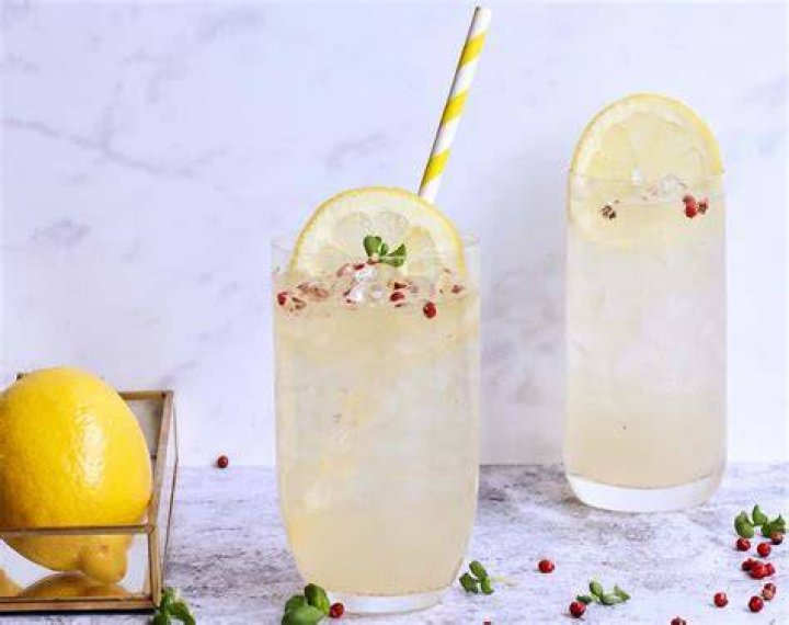 Does Lemonade Go Bad? Foods Guy