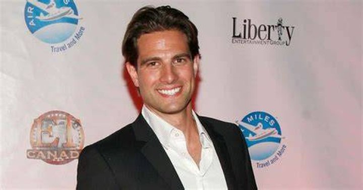 Does Scott McGillivray's Wife Appear On HGTV With Him?