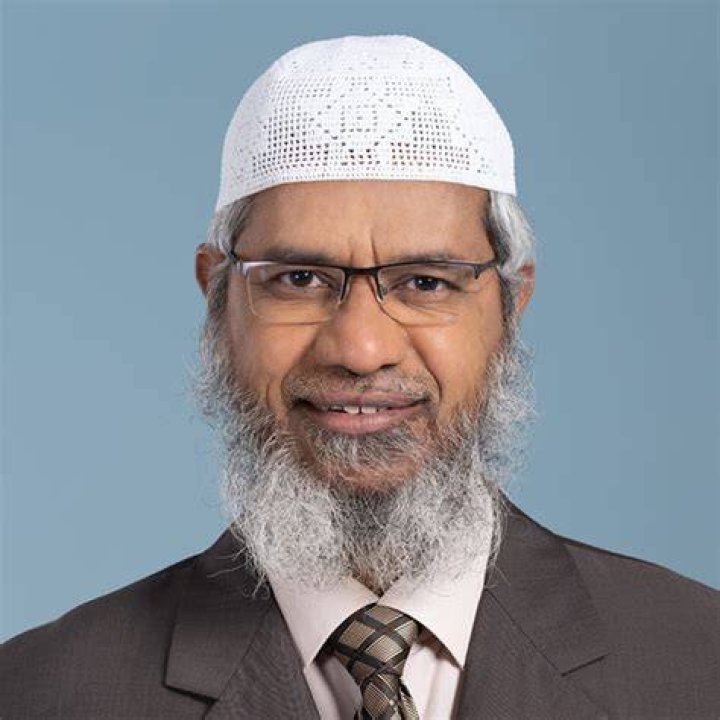 Dr Zakir Naik Net Worth & Earnings (2022)