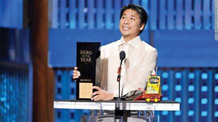 Efren Pe&ntilde;aflorida The living hero PeopleAsia