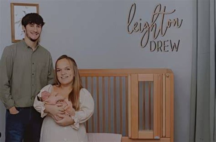 Elizabeth Johnston Shares Baby Leighton's Growth Update, Video