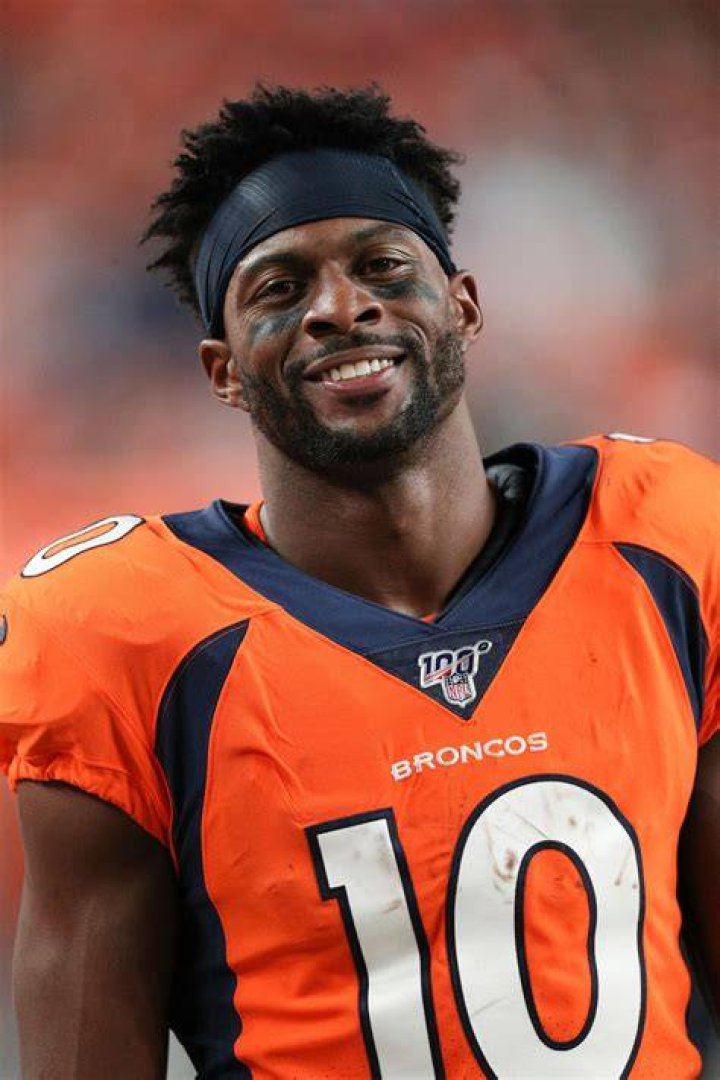 Emmanuel Sanders' Sexy AF Wife Is Taking A BLOWTORCH To His Reputation