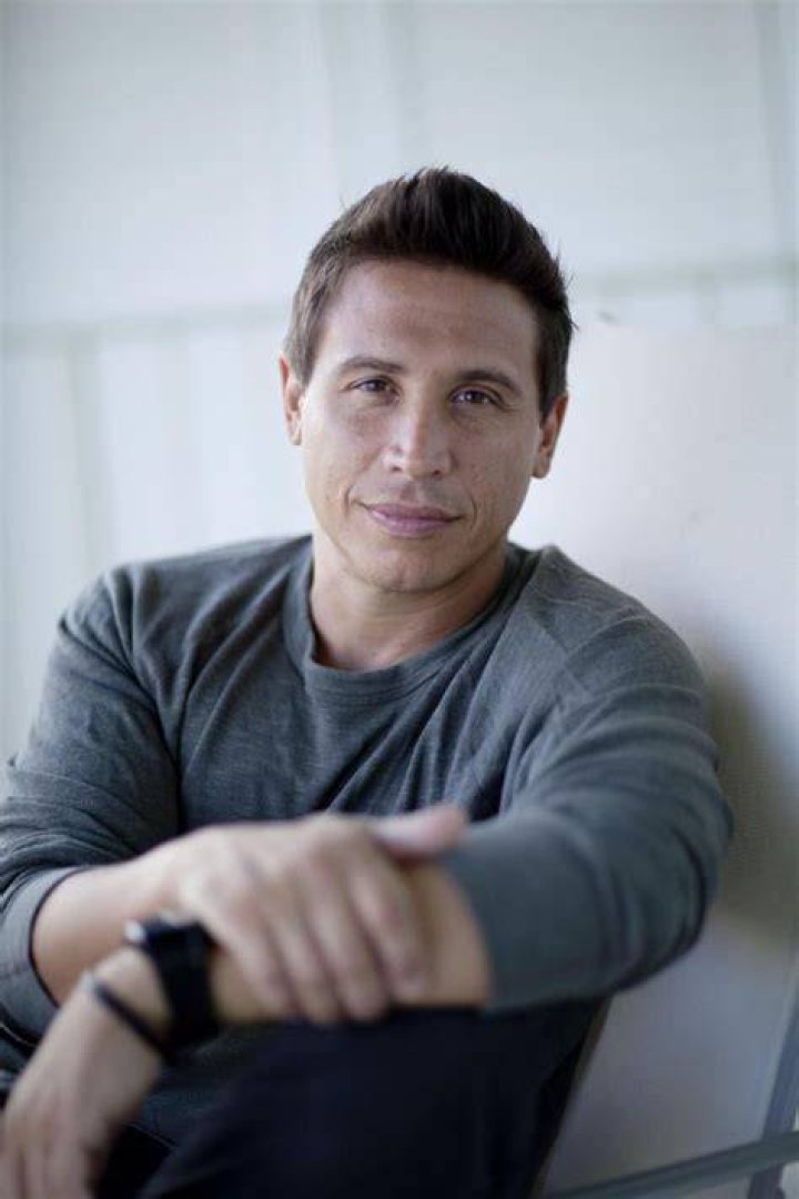 Erik Palladino Dan Nobler. Episode Werewolves, season 6 Erik
