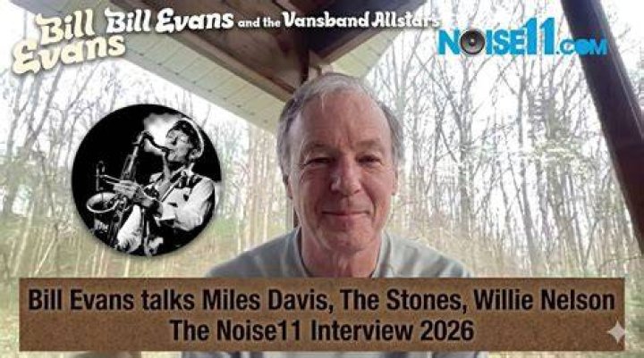 Evans Interview Talks New Album, ‘Day Drunk’ & More Hollywood
