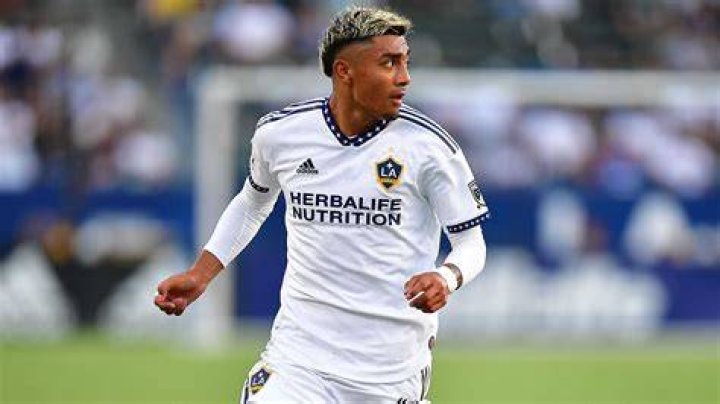 FIFA to reject Barcelona move for Julian Araujo Football Espa&ntilde;a