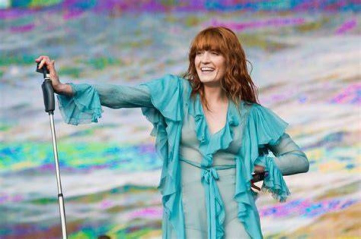 Florence Welch ''How Big Tour'' Vocal Range E♭3F6 YouTube