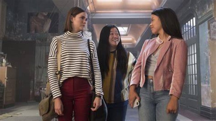Good Trouble Review This Is How SpinOffs Are Supposed to Be Done TV