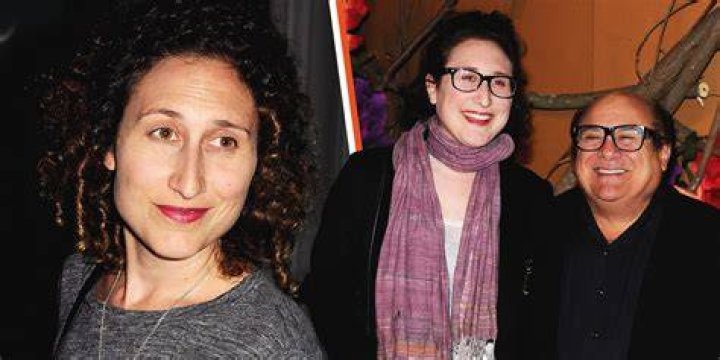 Grace Fan DeVito &mdash; A Look inside the Life of Danny DeVito's Daughter