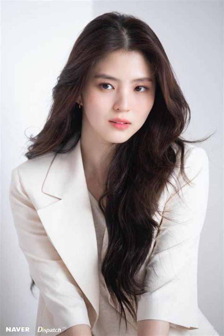 Han So Hee's agency says the rumours about her dating model Chae Jong