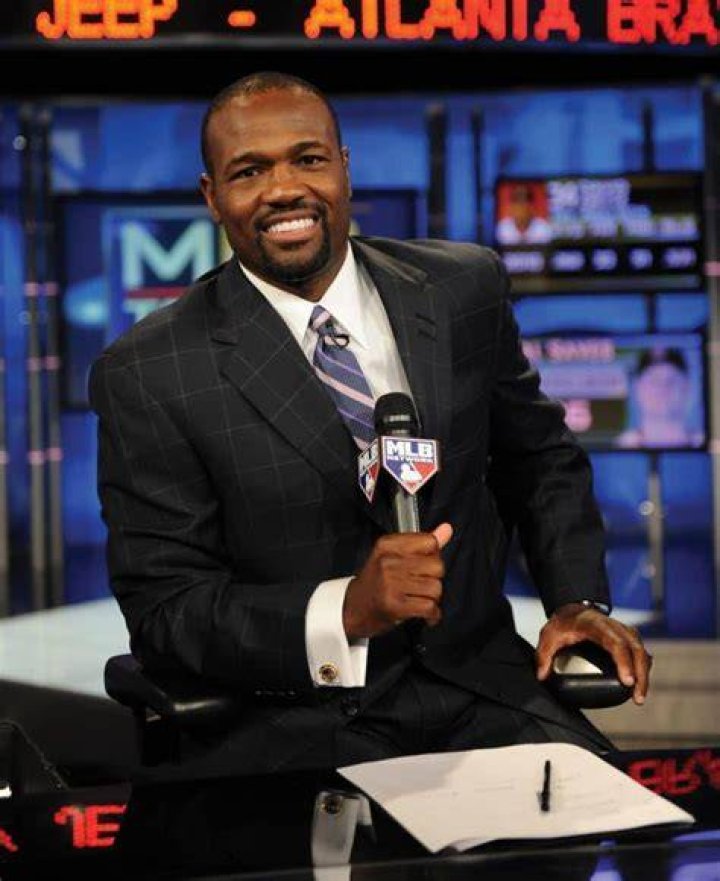 Harold Reynolds [2024 Update] Net Worth Players Bio