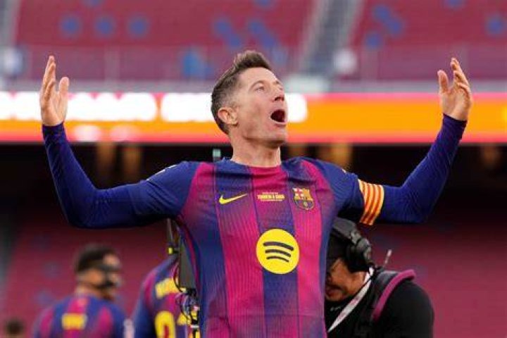 Highlights Barcelona 20 Osasuna Lewandowski & Yamal goals Futbol