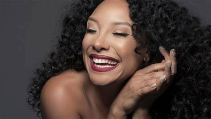 Highly touted singer Shel&eacute;a set to take spotlight with big band in San