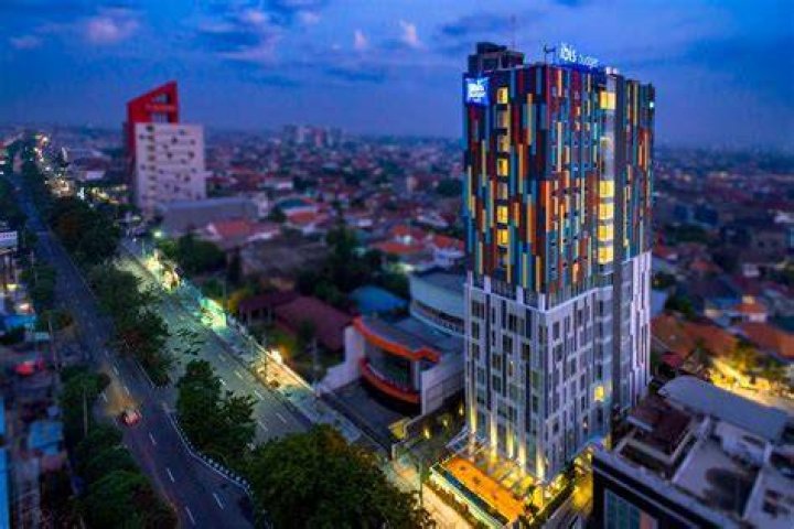 Hotel Rich Place HR Muhammad Surabaya