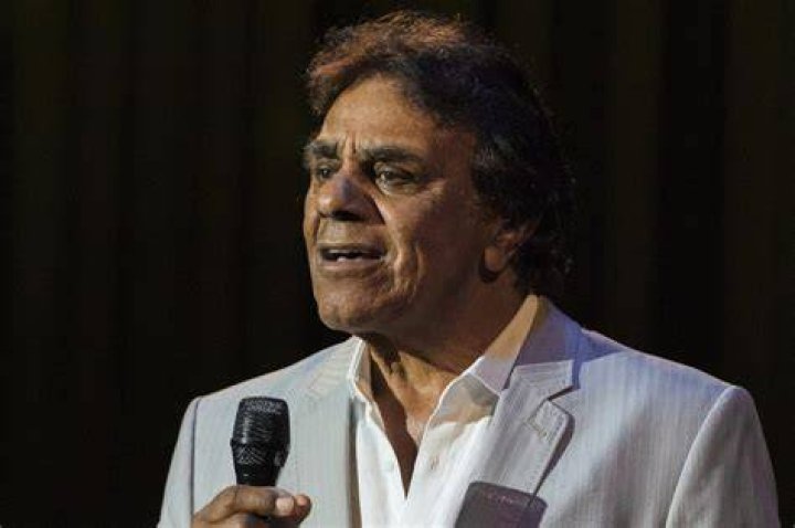 How crooner Johnny Mathis has kept his voice silky smooth for his seven