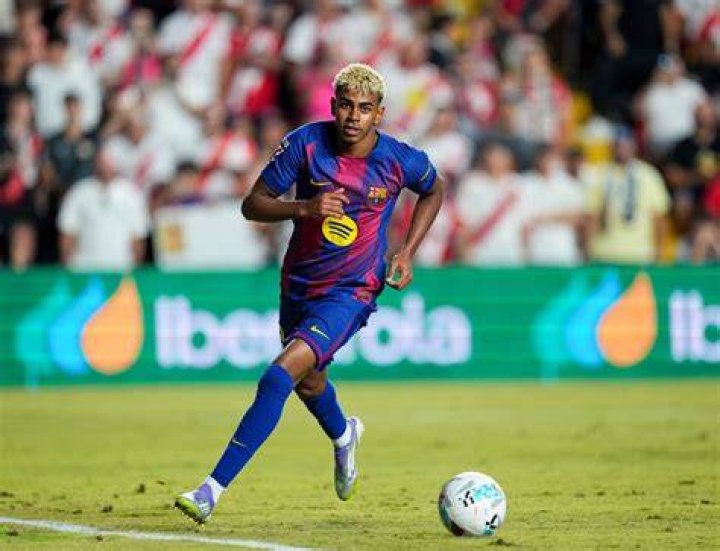 How Lamine Yamal's family celebrated his first Barcelona callup