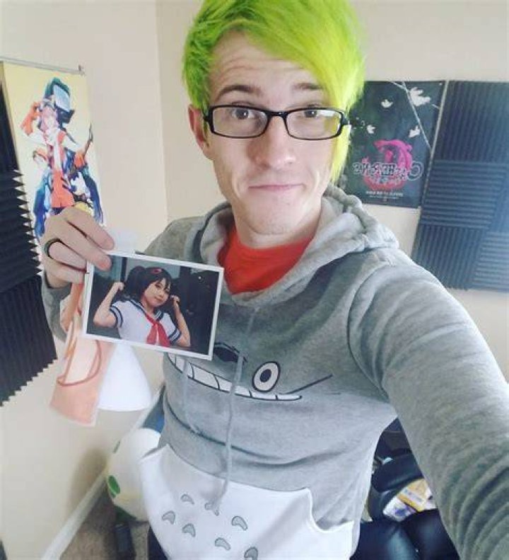 How Much Money Bijuu Mike Makes On YouTube Net Worth Naibuzz