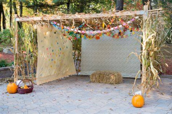 How to Build a Sukkah With Your Family PJ Library